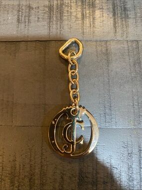 Juicy couture Gold-tone Monogram Circle Keychain